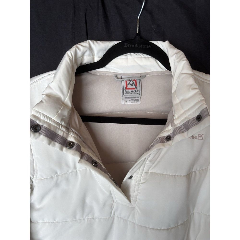Avalanche‎ Ivory Quilted Pullover Jacket Size Medium 1/2 Snap Outdoor Hiking - Picture 8 of 11